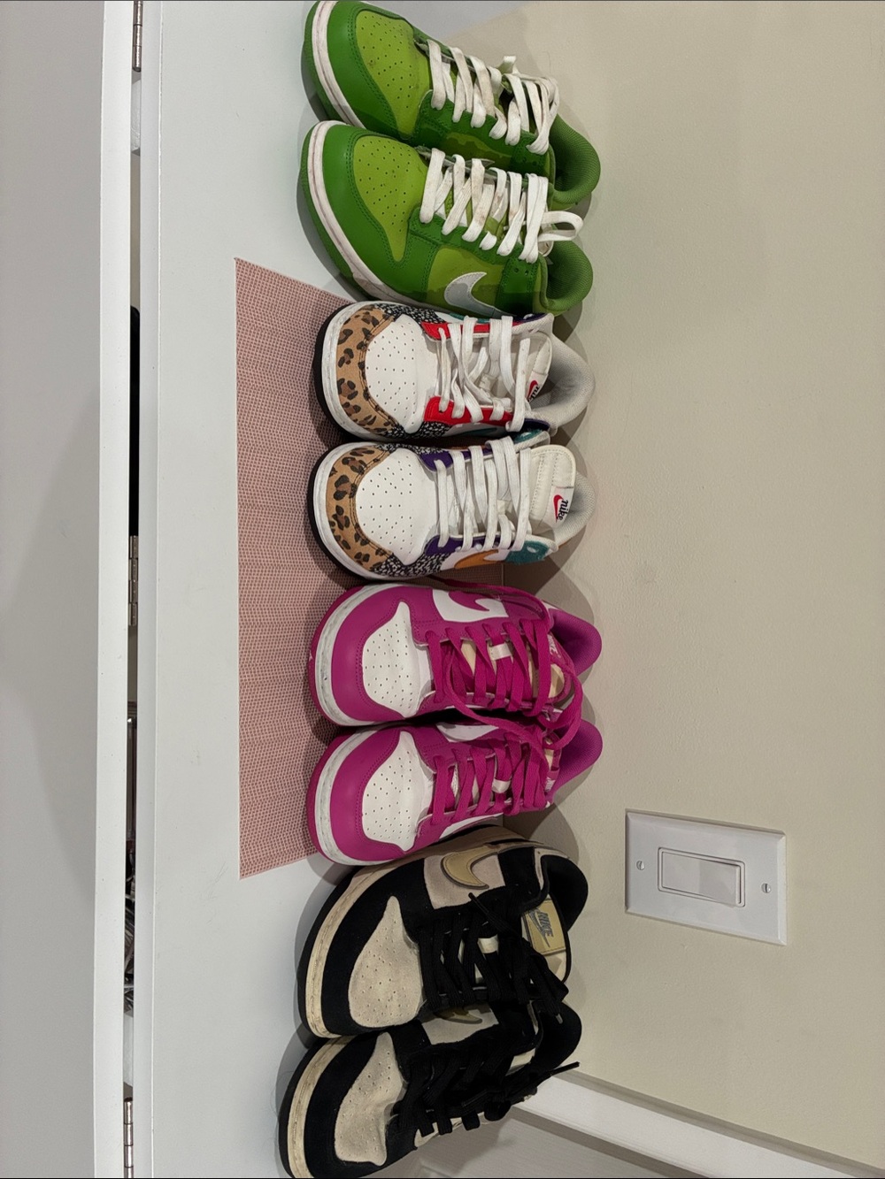 Womens Mixed Color Low-Top Sneakers — Green, Leopard, Pink, Black